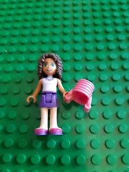 Minifigure LEGO FRIENDS: minifig - OCCASION Mini-Figurine TBE. État : Occasion Envoyé rapidement et soigné...
