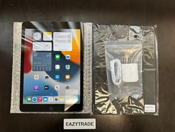 Apple iPad 7th Gen. 32GB, Wi-Fi, 10.2 in - Space Gray. BUNDLE: FREE BLACK CASE. This Ipad is in Fair good condition...
