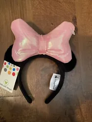 Disney Parks Minnie Mouse Ears with Pink Bow new with tags.