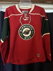 Minnesota Wild Vintage Reebok CCM Alternate 3rd NHL Hockey Jersey Size Medium. Very good shape It says it’s a large...