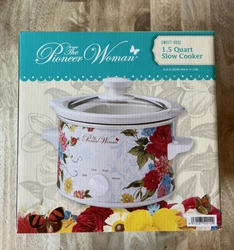 The Pioneer Woman Sweet Rose & Gingham 1.5-Qt Slow Cooker Set Red Crock Pot New.