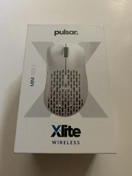 Pulsar Xlite V2 Mini Wireless White Gaming Mouse. Everything works fine. Hasn’t been used much. Pictures show all.