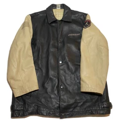 Vintage Nike Jordan Leather Jacket Size Large. 25 inch pit to pit 31 inch length No notable flaws
