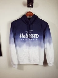 Hollister Hoodie Blue Ombre Size Medium. Pre-owned with normal preowned wear  Armpit to armpit 20