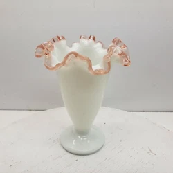 Rose Crest Vase 6 1/2