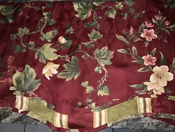 THIS IS A PRETTY PETTICOAT VALANCE BY WAVERLY IN EXCELLENT CONDITION. YOU CAN ALSO DOWNLOAD THE FREE APP! IT IS ALSO...