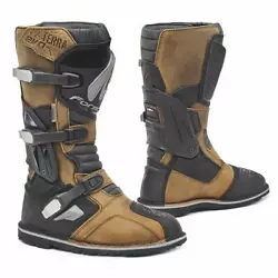 Forma TERRA EVO Dry motorcycle boots. We are experienced motorcyclists.