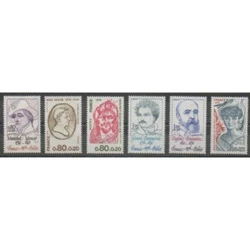 La grande majorité des timbres sont neufs sans charnière. Pour ceux qui ne le sont pas (neufs avec charnière ou...