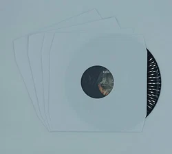 Matière : Papier blanc pur. Trou central de chaque côté de la sous pochette.