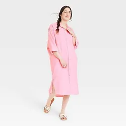 •Universal Thread shirtdress •Cotton fabric with lining •Pointed collar with button-down closure •Functional...