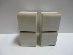 Pair of Bose Double Cube Speakers - White. it is working condition. what you see in the picture exactly what your get.
