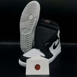 Color : WHITE/BLACK-GREY FOG. Year of Release :2022. We always DOUBLE-BOX to protect the shoebox.