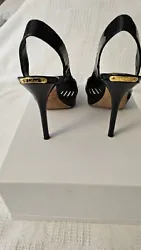 CHRISTIAN DIOR   PREOWNED   AUTHENTIC   BLACK PATENT LEATHER  PLATFORM PEEP TOE  SIZE 37  NO BOX