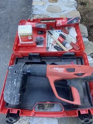 HILTI DX460 w/ MX72 FULLY AUTOMATIC POWDER ACTUATED NAIL GUN & Case.
