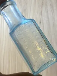 No chips or cracksBlown in mold tooled top 1890’s bottle dug in West Virginia