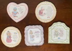 This lot contains 5 Precious Moments prayer plaques with stands and is a must-have for any fan of the iconic brand....