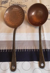 31 cms de long. En très bon état juste à nettoyer, et encore!