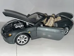 Maisto Special Edition 1:18 Die Cast Model Car. Grey BMW 645 Ci Cabrio Detailed.