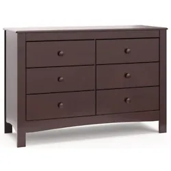 The Graco Noah 6 Drawer Double Dresser, the newest addition to Gracos family of chests and dressers and part of the...