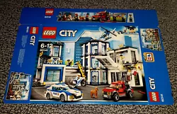 Vends BOITE VIDE / EMPTY BOX LEGO Lego Police Station de 2017 en superbe état !