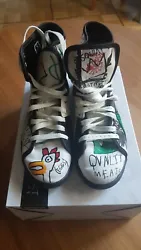 Rare Reebook sneakers, fall 2009 collection designed with Basquiat drawings (with chicken and pigs drawings mostly) As...