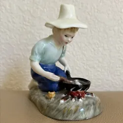 Vintage Royal Doulton River Boy HN 2128 Figurine Cooking Fish over Campfire 4”. In good condition