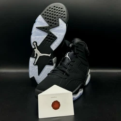 Year of Release :2022. We always DOUBLE-BOX to protect the shoebox.