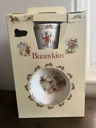 This Royal Doulton Bunnykins serving piece is a delightful addition to any collection. Made by a renowned brand and...