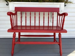 RED WINDSOR BACK TAVERN DEACONS BENCH FRONT STEP ENTRYWAY CHAIR. ETHAN ALLEN. BELIEVING IT TO BE BY ETHAN ALLEN. SEE...