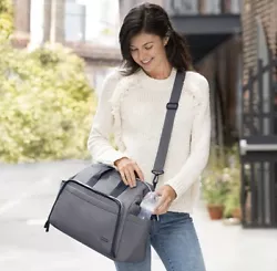 Perfect as a baby shower gift! Genuine Skip Hop diaper bags are an artful balance of fashion and function. Includes a...