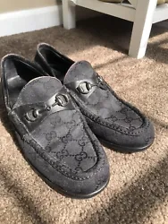 Womens Gucci Loafers 8.5. Originally $900. 90s style loafers. Adorable.
