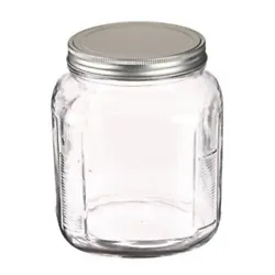 Add a nostalgic touch to your kitchen with the Anchor Hocking Cracker 1 Gallon Jar with Lid. This classic jar is...