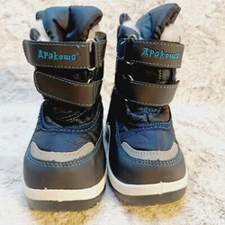 APAKOMA BOYS WINTER SNOW BOOTS BLUE (TODDLER/LITTLE KIDS)US SIZE 7 (23)NEW N BOX. FABRIC/TEXTILE/SYNTHETIC  KEEPS FEET...