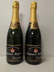 A EPERNAY (Marne). Lot de 2 bouteilles de CHAMPAGNE BRUT. 2 bouteilles de Champagne, 750 ml. Appellation : Champagne....