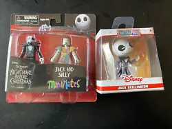 This is a NEW IN PACKAGE lot of NIGHTMARE BEFORE CHRISTMAS figures. The METALFIGS one measures about 2.5 inches tall....