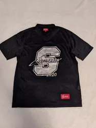 Supreme $1M Jersey Mens Sz M Black Mesh Glitter Football Shirt 2020.  Nice pre-loved condition in my opinion. Please...
