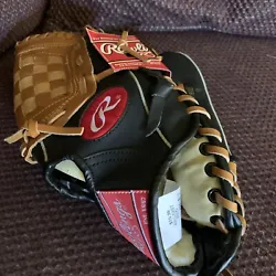 RAWLINGS RBG72BT 12 Inch Players Series Glove New With Tags. Found in a trunk in my childhood home. New with tags and...