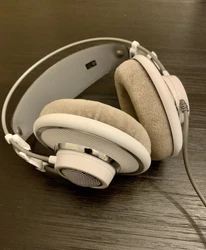 Thank you for reviewing this listing. I’m selling a pair of used AKG K701 Open-back Studio Reference & Audiophile...