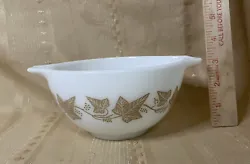 VTG PYREX SANDALWOOD CINDERELLA MIXING NESTING BOWL 441. I very nice vintage Pyrex bowl. Appears in excellent condition...