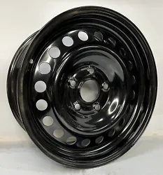 Jeep Gladiator 2020 - 2021. THIS IS FOR ONE POWDER COATED BLACK JEEP 17X7.5 5X5 BOLT PATTERN. FACTORY OEM. Repainted -...