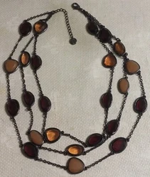 This necklace is nifty. It is in good condition with no missing pieces. Perfect addition to any collection. Great...