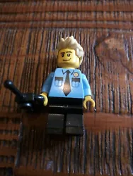 Lego figurine Ninjago . État : Occasion Envoyé rapidement et soigné également 😉