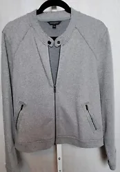 Womens Banana Republic Jacket  Lightweight  Heather Gray Size XL Full zip front with snap detail Front slant zip...
