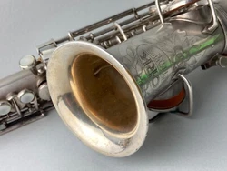 The serial number suggesting it was built in 1927. Regardless it is a very pretty looking and rare frosted silver...