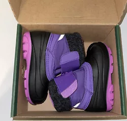 Kamik Boots, Girls, Wren Purple, Size 8 Kids. Condition is 
