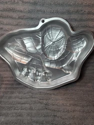 Vintage 2002 Wilton Spiderman Aluminum Cake Baking Pan.