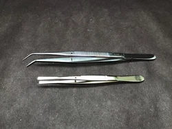 Very good used condition. Includes one each: 4 1/2” L x 7mm W with 3mm tip and 6” L x 7mm W angled with 0.9mm...