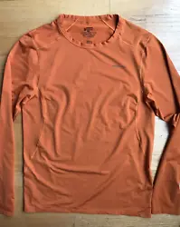 Patagonia Common Threads Mens Size Medium Base Layer Long Sleeve Shirt Orange. Very good preowned condition. Please...