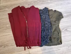 Lot de 3 robes resserrées à la taille Taille 36 Très bon état  Une bordeaux, une grise et une kaki.