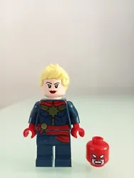 Bienvenue dans la petite boutique de Shokotte ;)  LEGO 76049 - MARVEL SUPER HEROES / MINIFIG / Captain Marvel  Etat:...
